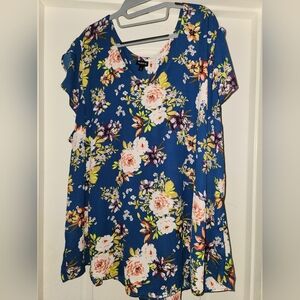 Torrid Blouse - Size 5